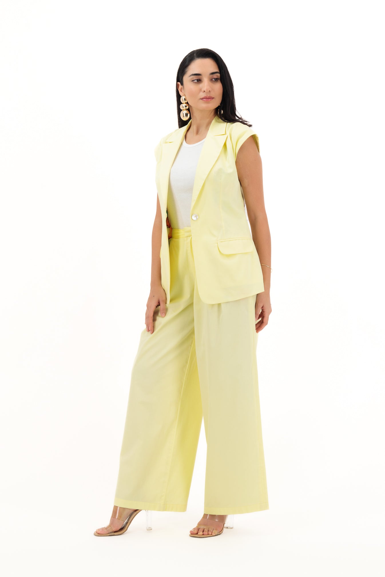 Golden Hour – Yellow Sleeveless Suit Set