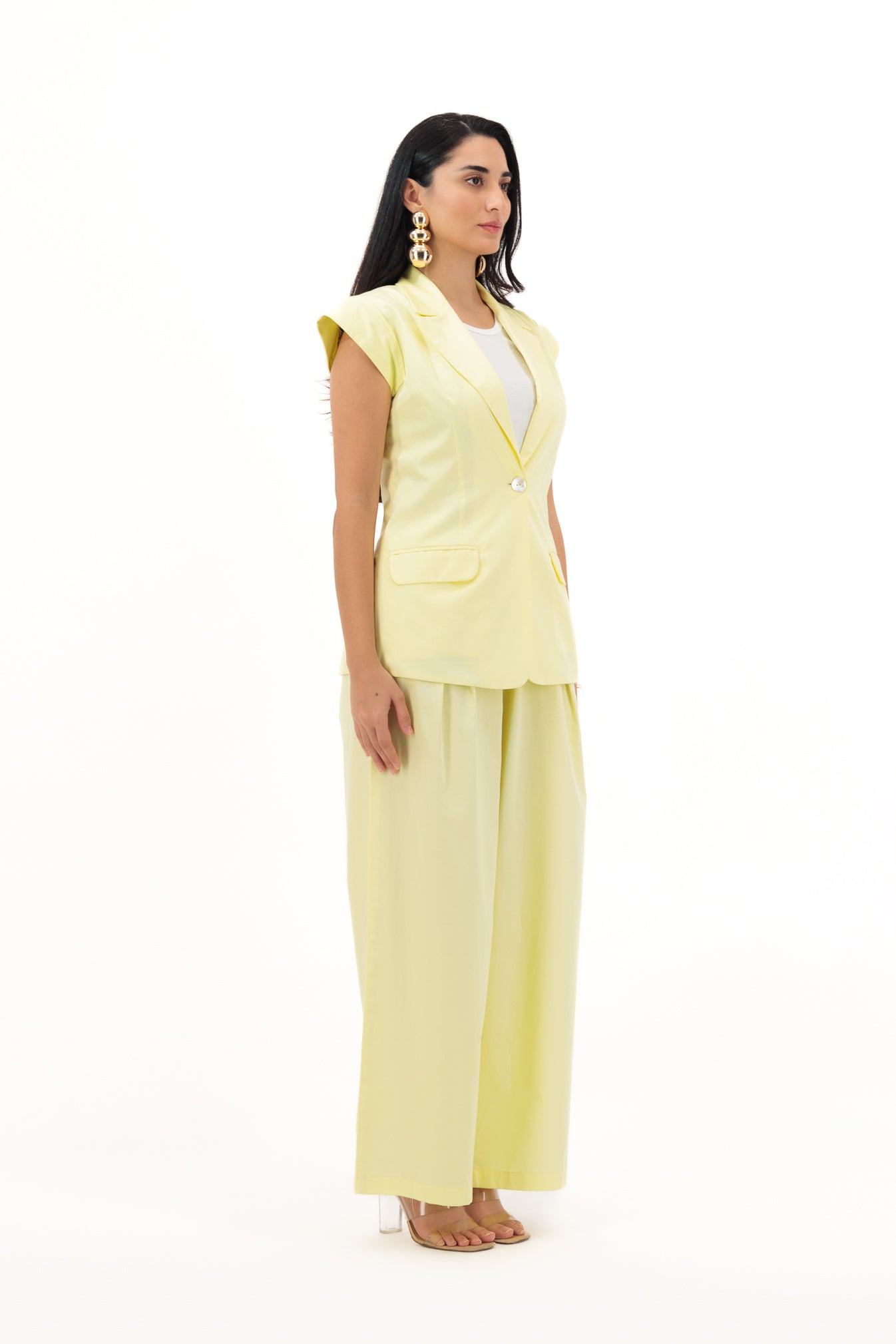Golden Hour – Yellow Sleeveless Suit Set